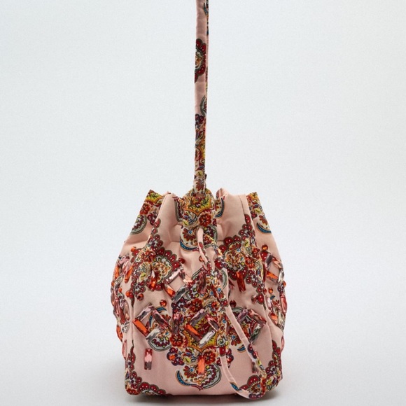 Zara Printed Beaded Bucket Bag - Picture 5 of 6